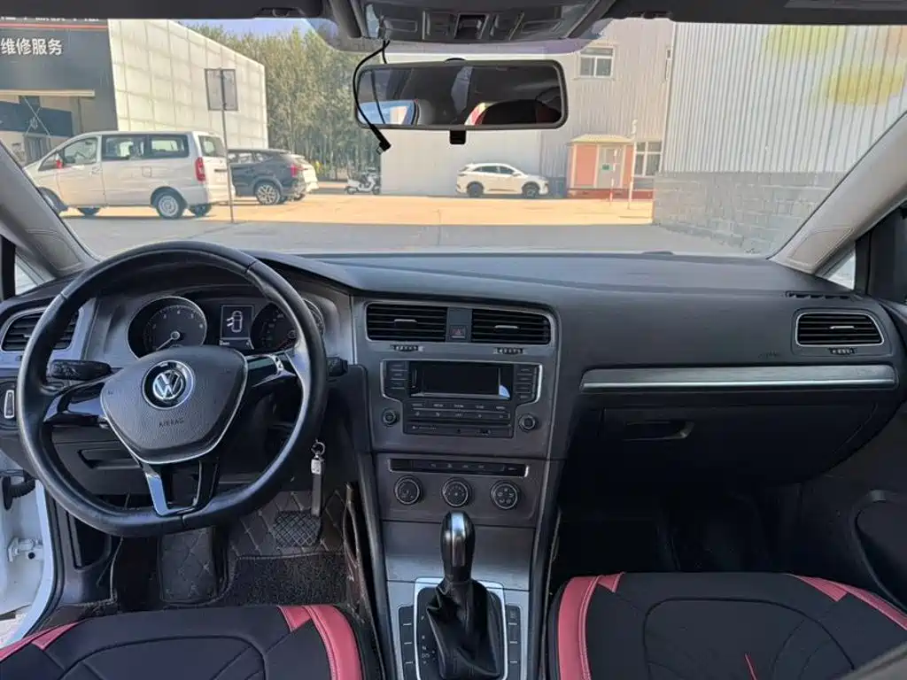 Volkswagen Golf — миниатюра 6