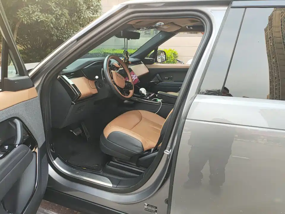 Land Rover Sport — миниатюра 5