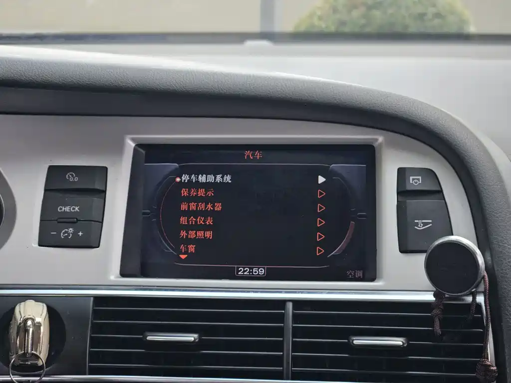 Audi A6L — миниатюра 10