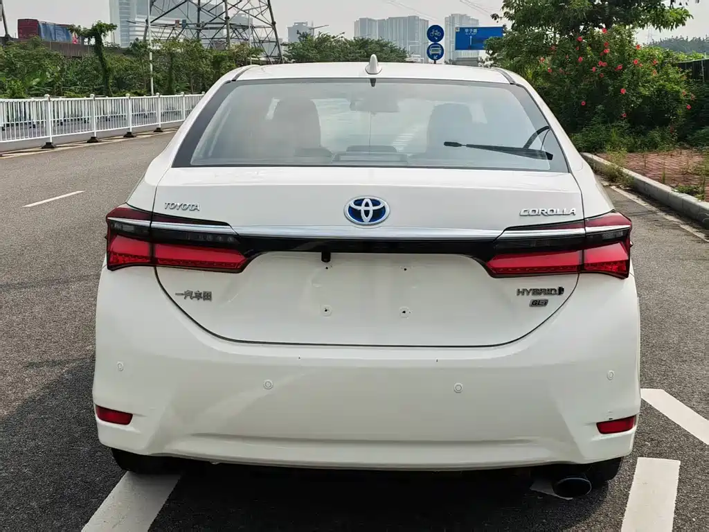 Toyota Corolla — миниатюра 4