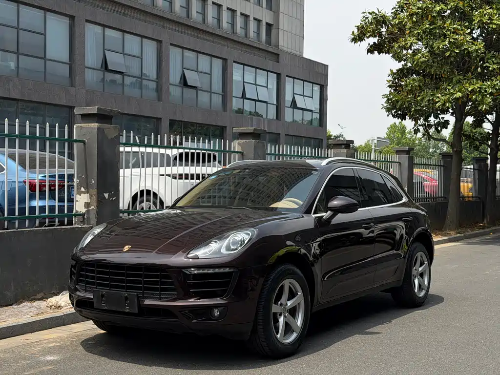 Porsche Macan 2016