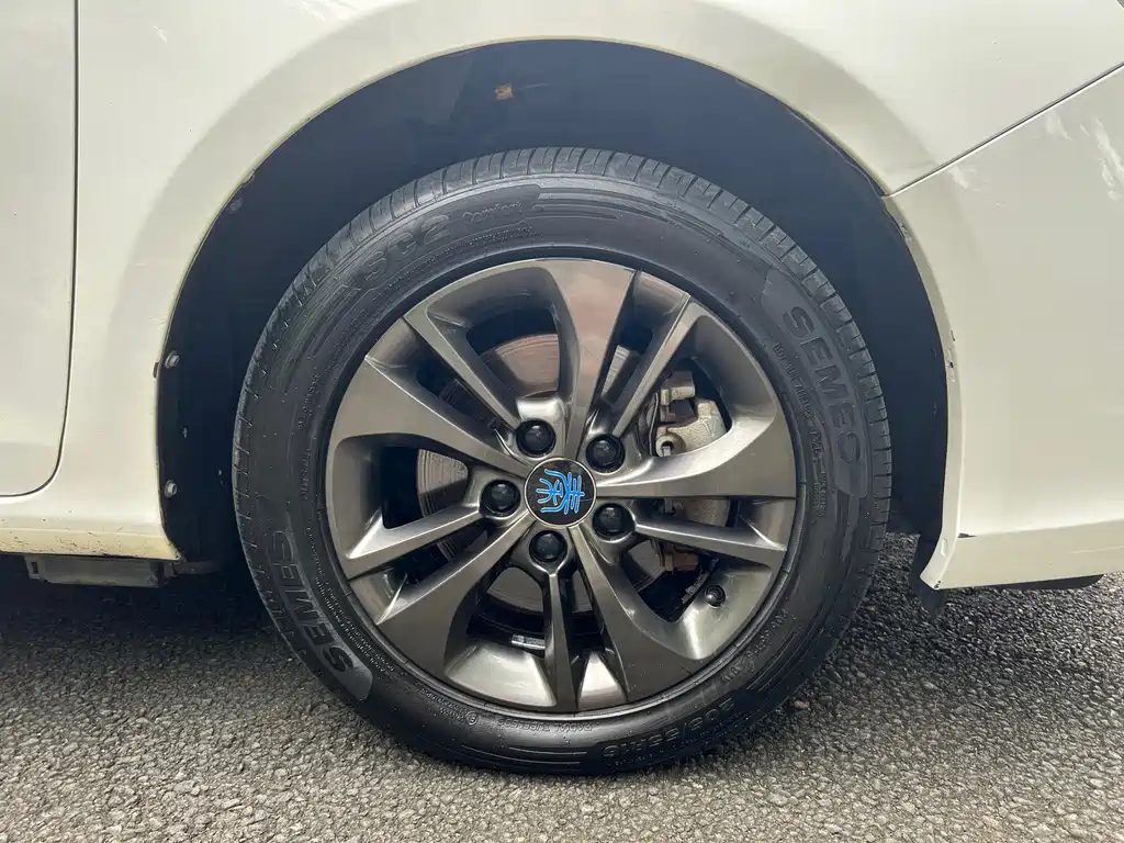 BYD Qin NEV — миниатюра 9
