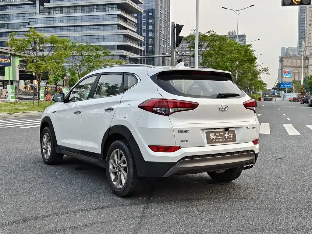 Hyundai Tucson — миниатюра 15