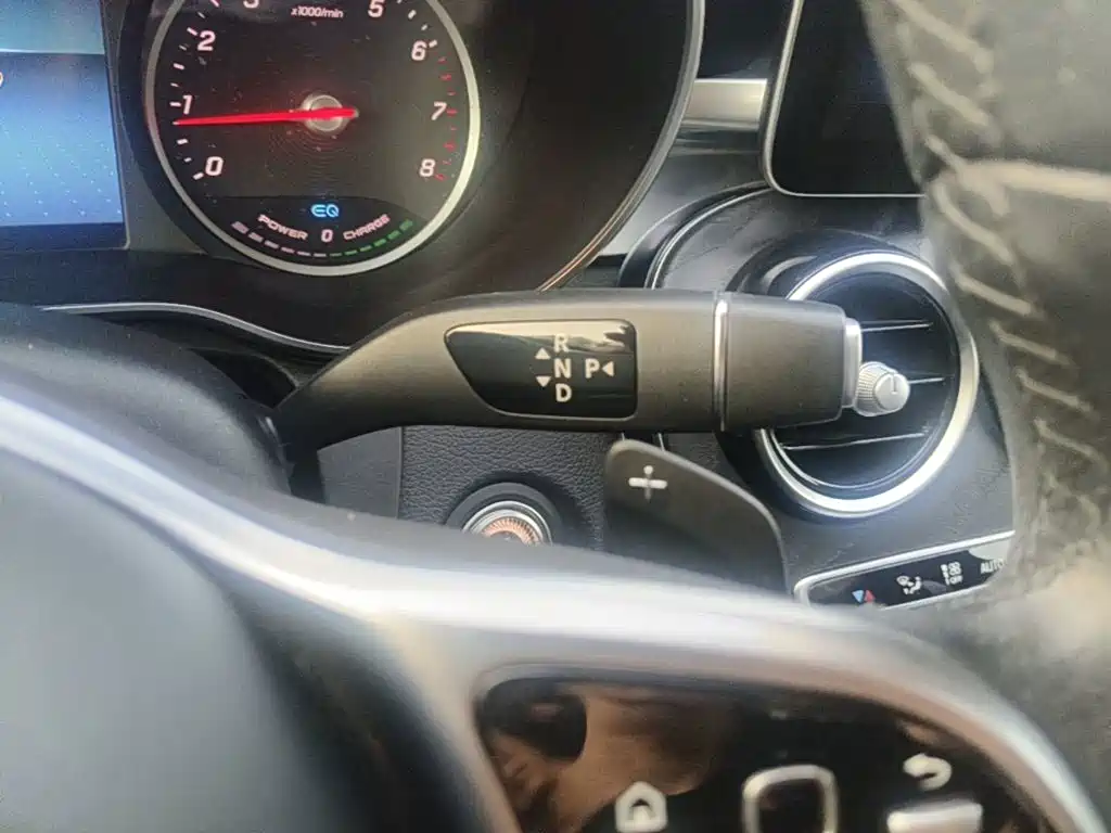 Mercedes-Benz C-Class — миниатюра 14