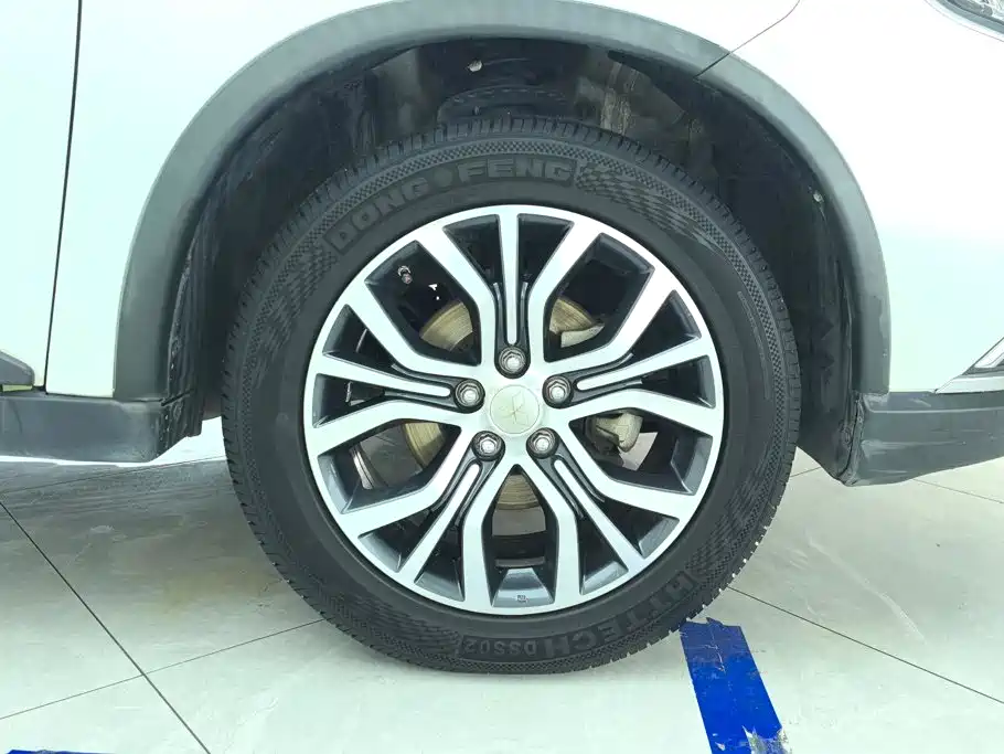 Mitsubishi Outlander — миниатюра 6