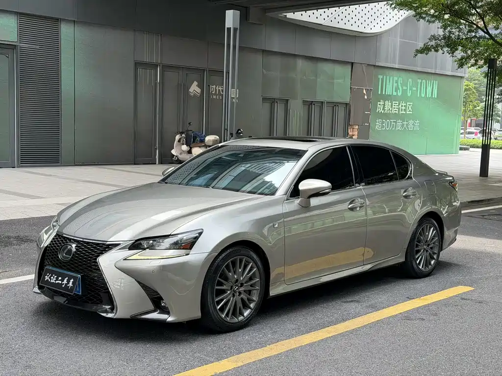 Lexus GS