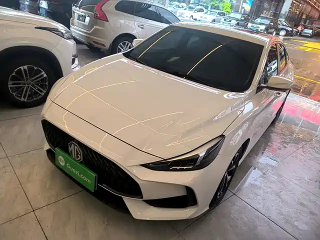 2022 MG 5