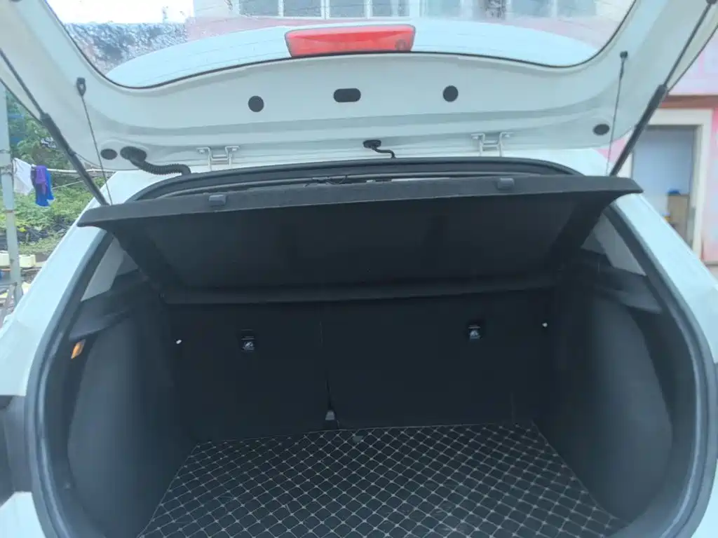 Kia KX Cross — миниатюра 19
