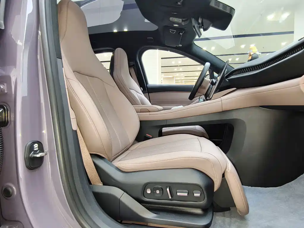NIO EC6 — миниатюра 8