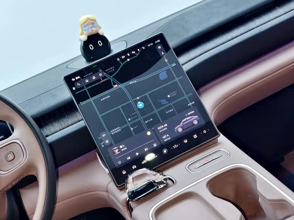 NIO EC6 — миниатюра 17
