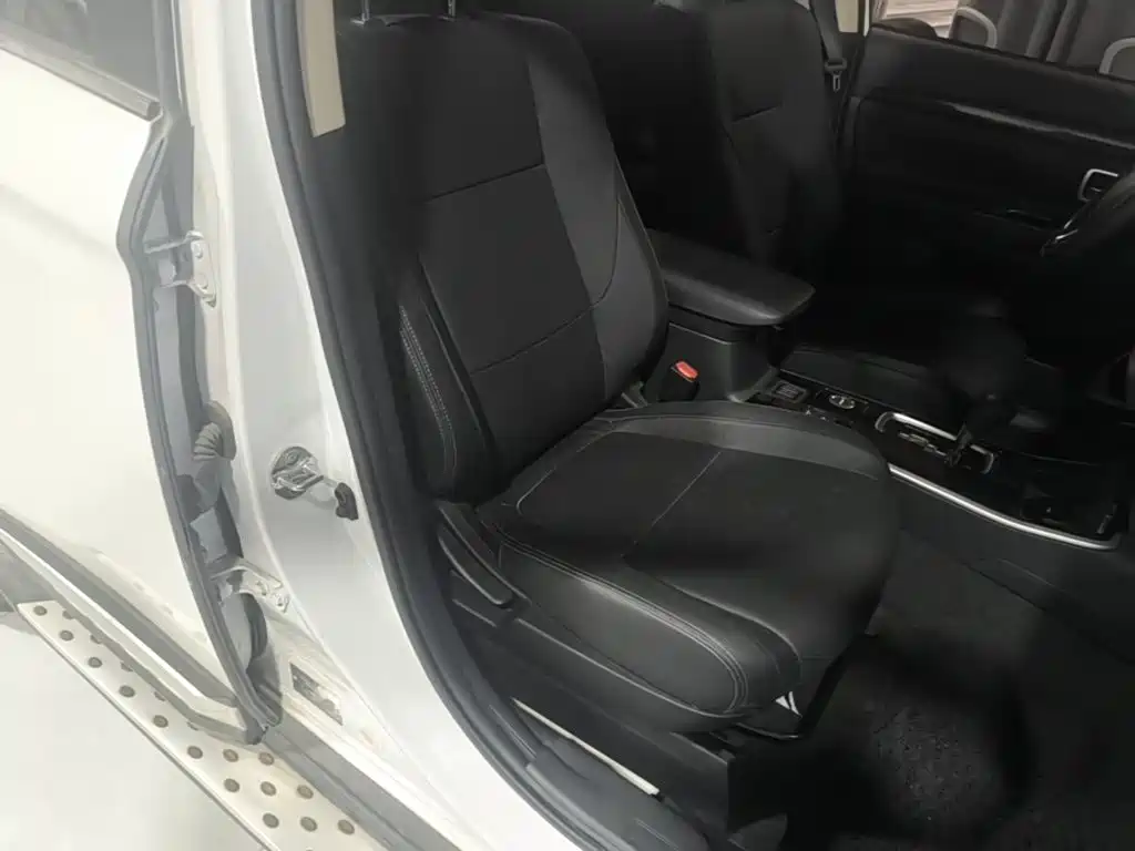 Mitsubishi Outlander — миниатюра 25