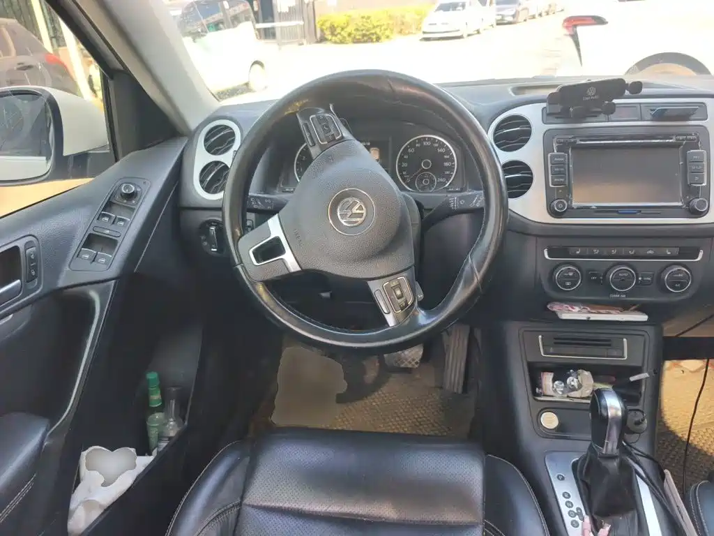 Volkswagen Tiguan — миниатюра 6