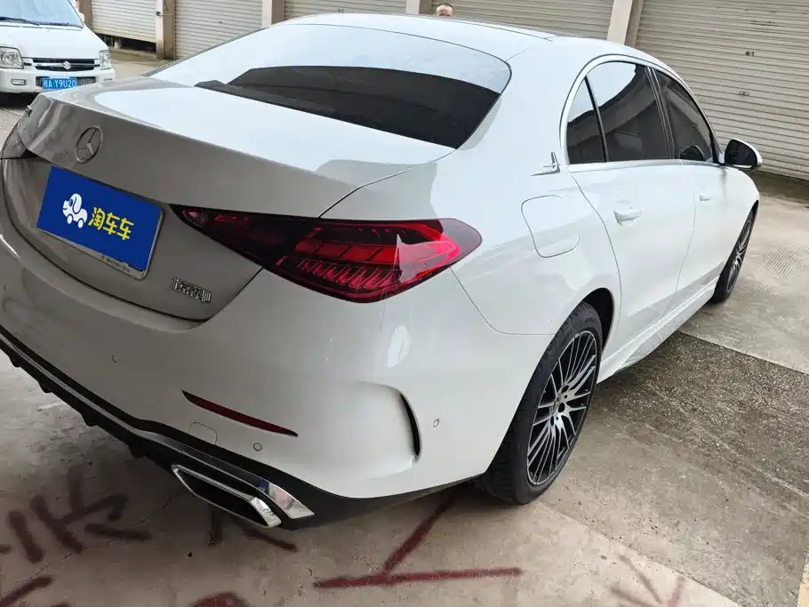 Mercedes-Benz C-Class — миниатюра 3
