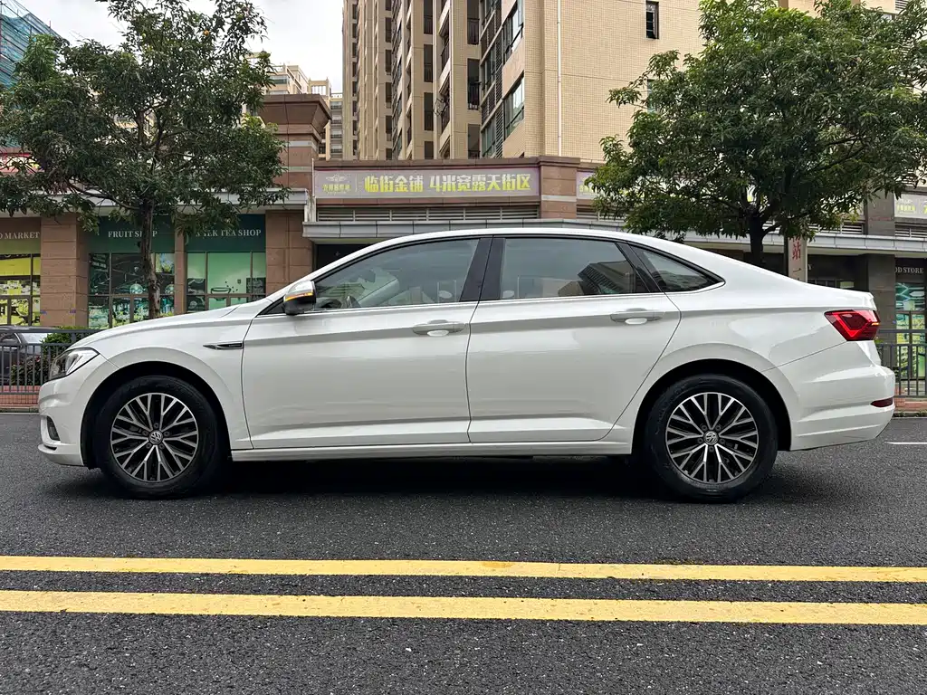 Volkswagen Sagitar 2021 280TSI DSG Comfort Smart Connect