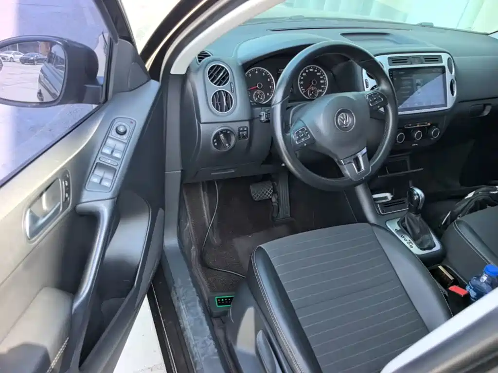 Volkswagen Tiguan — миниатюра 16