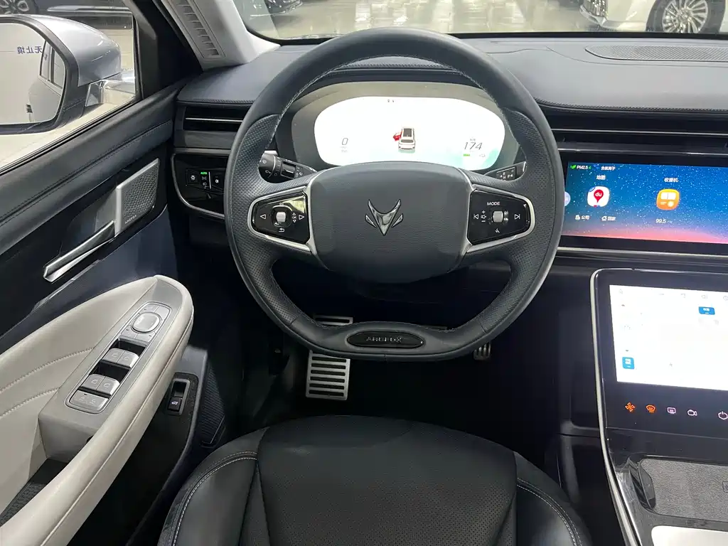 ARCFOX EXTREME FOX POLAR FOX ALPHA T