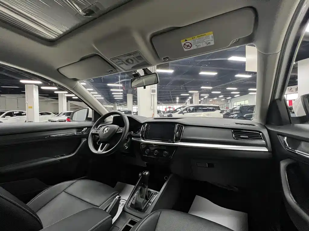 Skoda Kamiq 1.5L Auto Comfort Enjoy Edition, фото 11