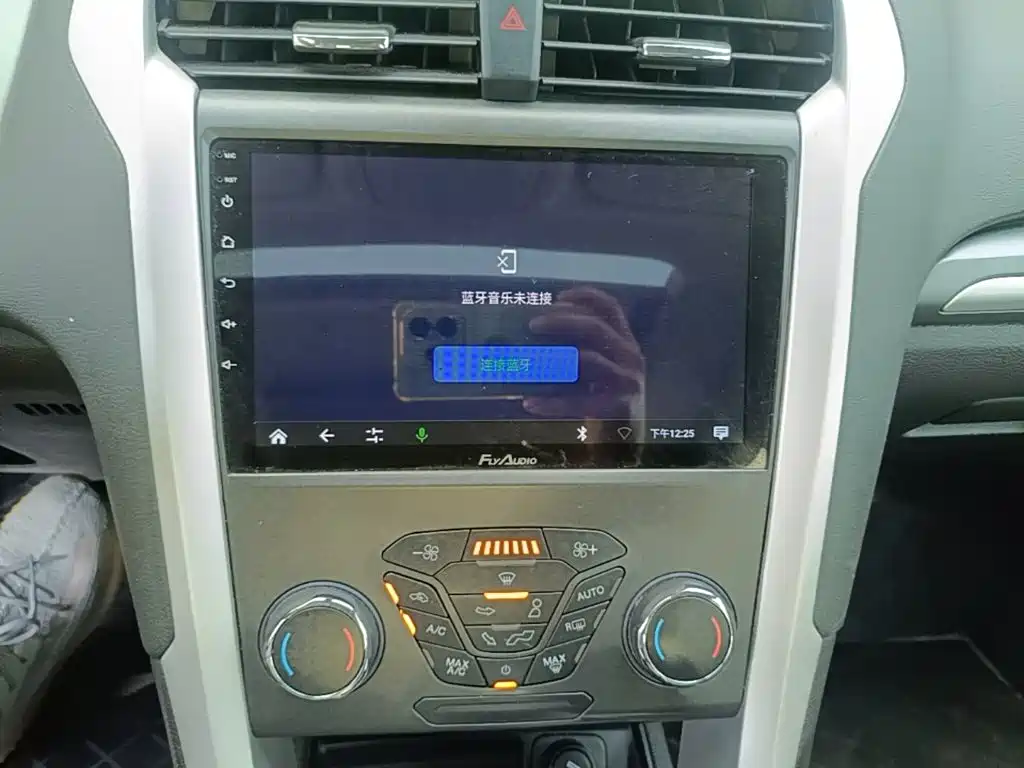Ford Mondeo — миниатюра 13