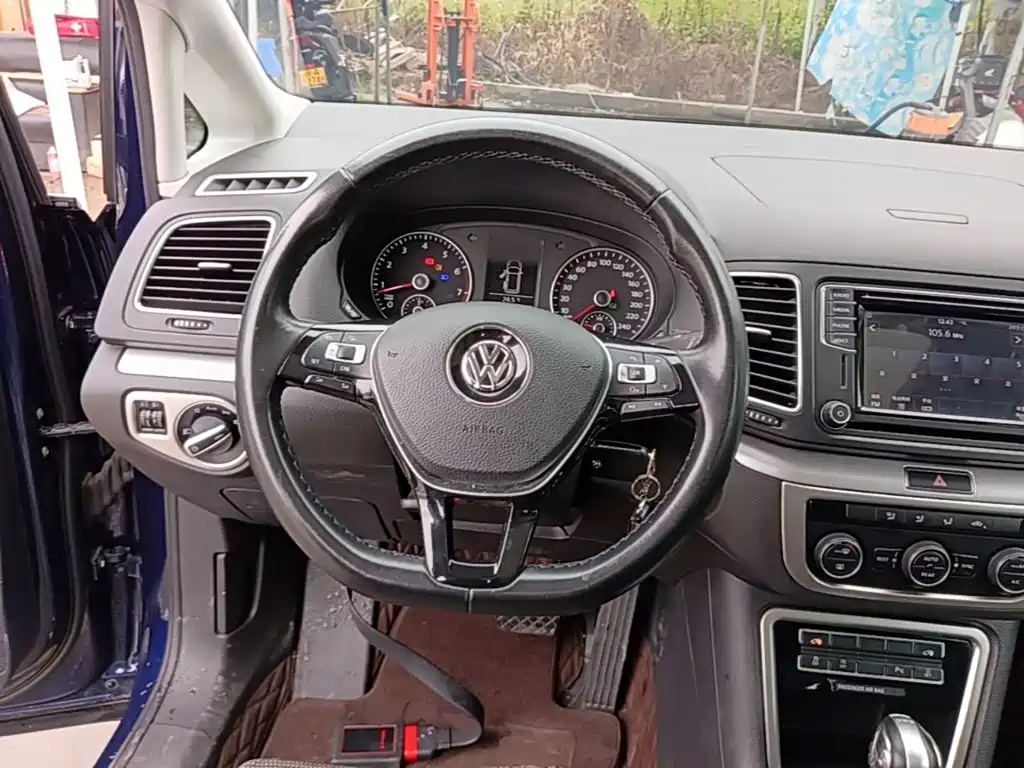 Volkswagen Sharan — миниатюра 11