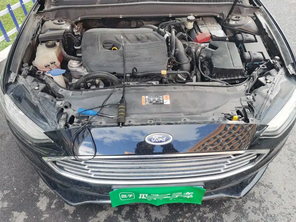 Ford Mondeo — миниатюра 11