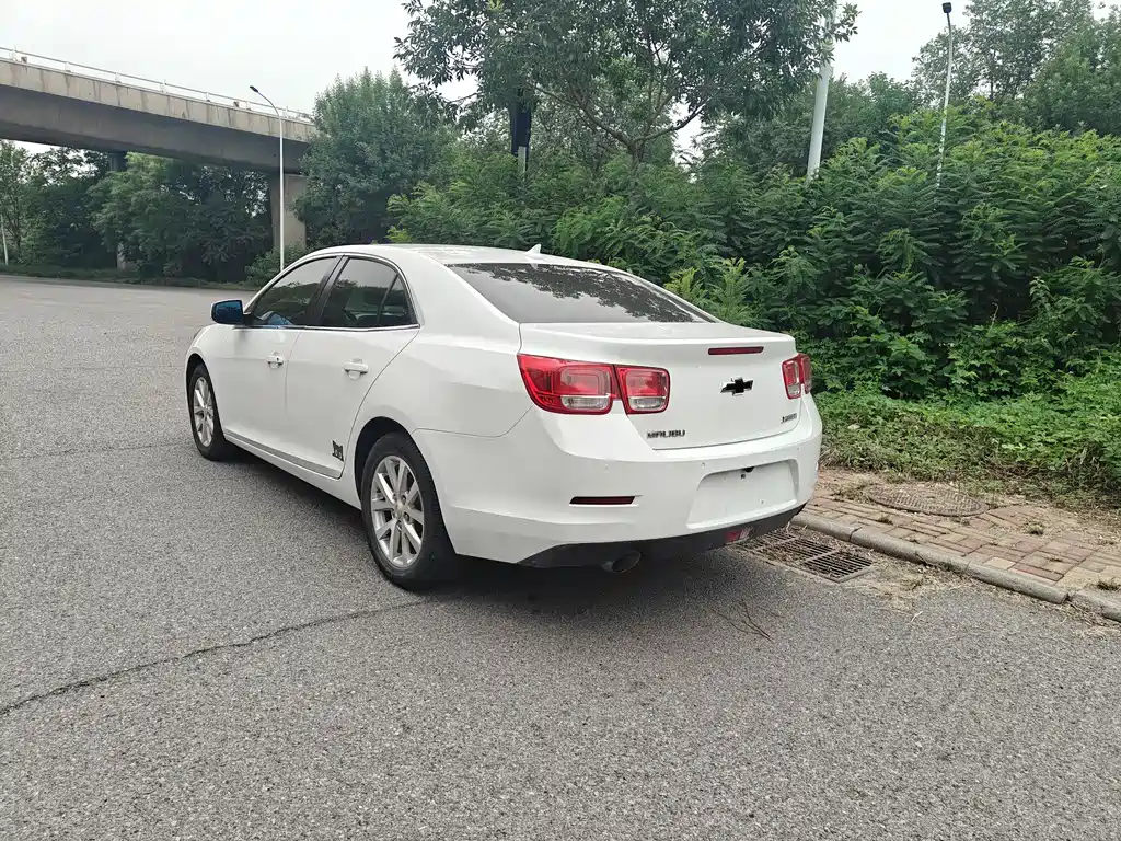 Chevrolet Malibu 2014 2.4L AT Luxury