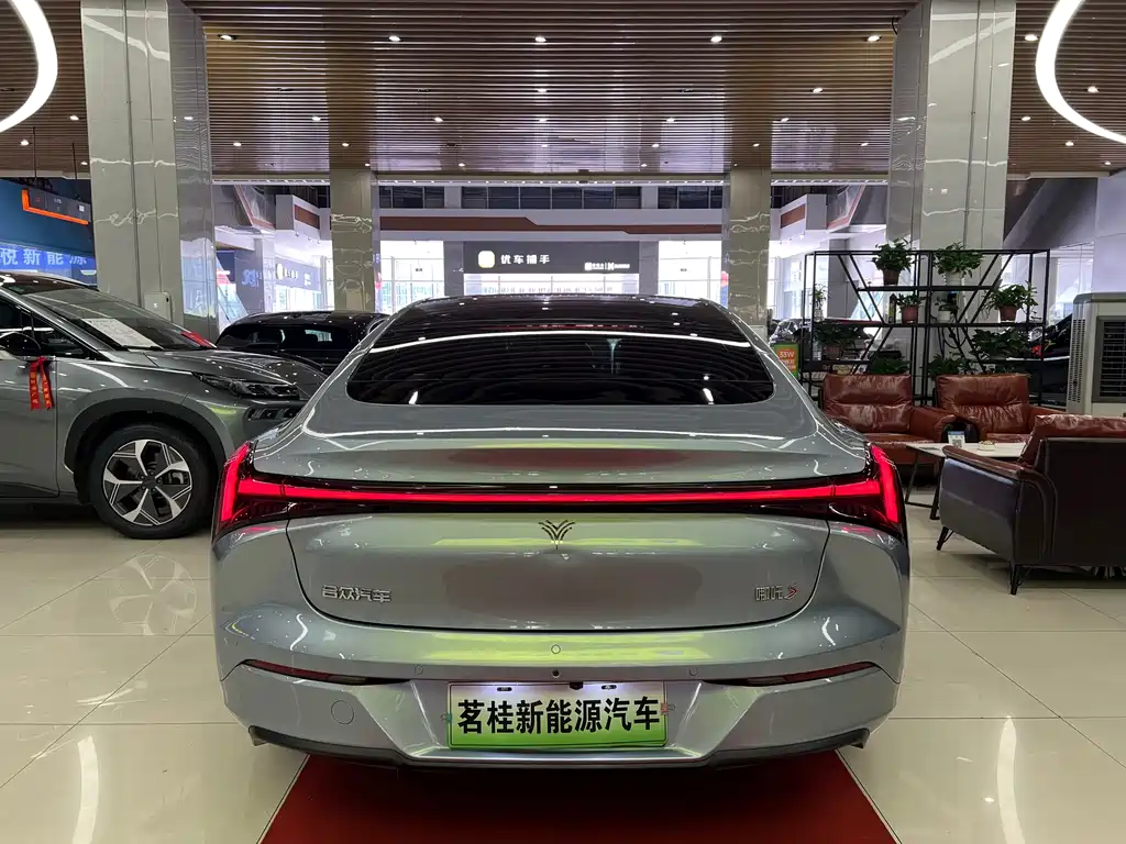 NEZHA AUTOMOBILE NEZHA S