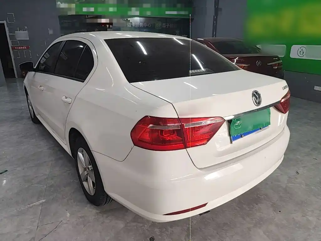 Volkswagen Lavida — миниатюра 5