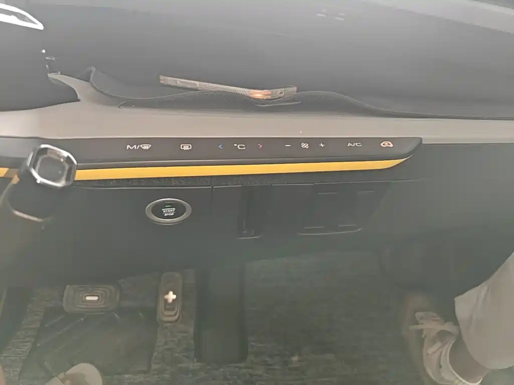 Wuling Nano EV — миниатюра 13