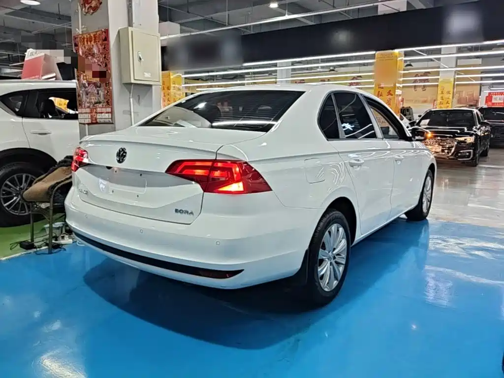 Volkswagen Bora — миниатюра 7