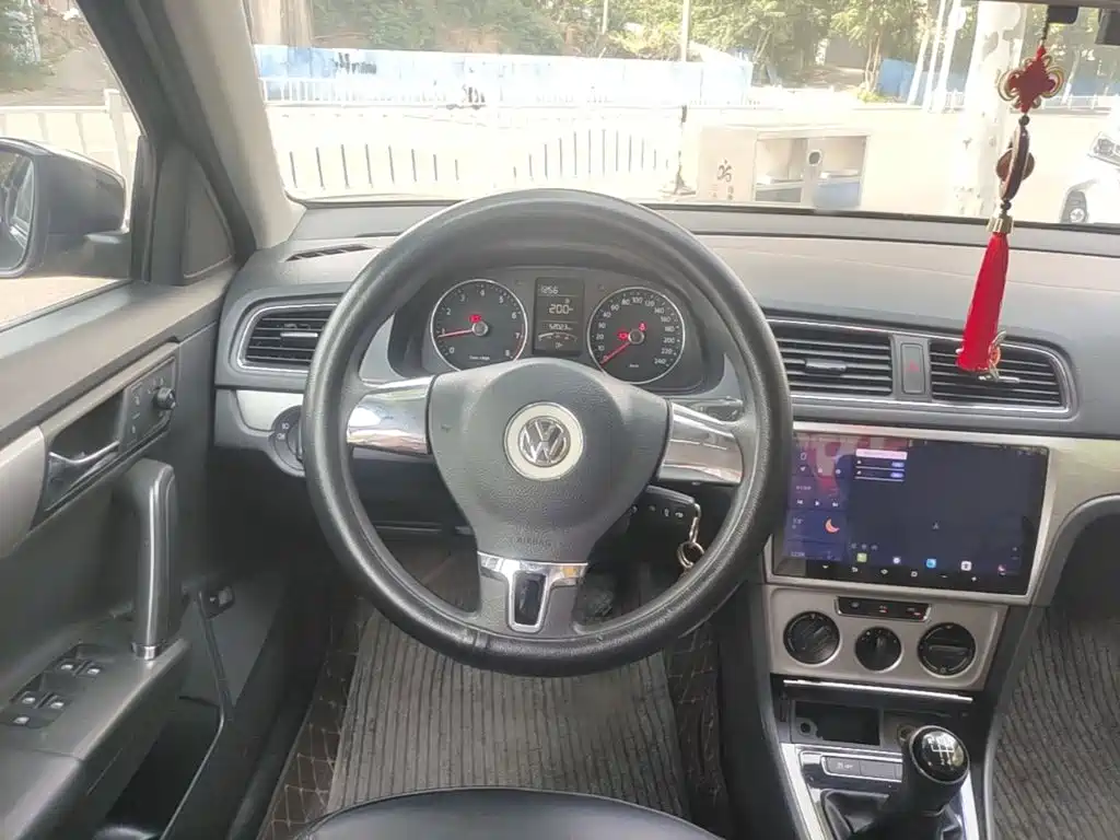 Volkswagen Lavida — миниатюра 11