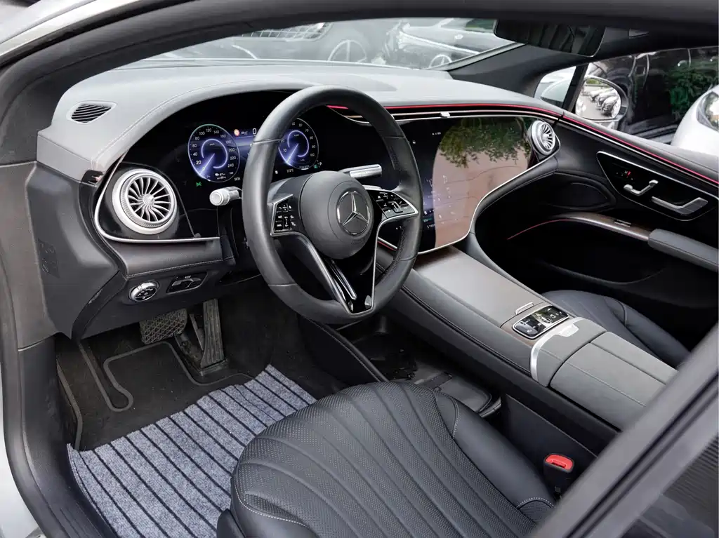 Mercedes-Benz EQS — миниатюра 12