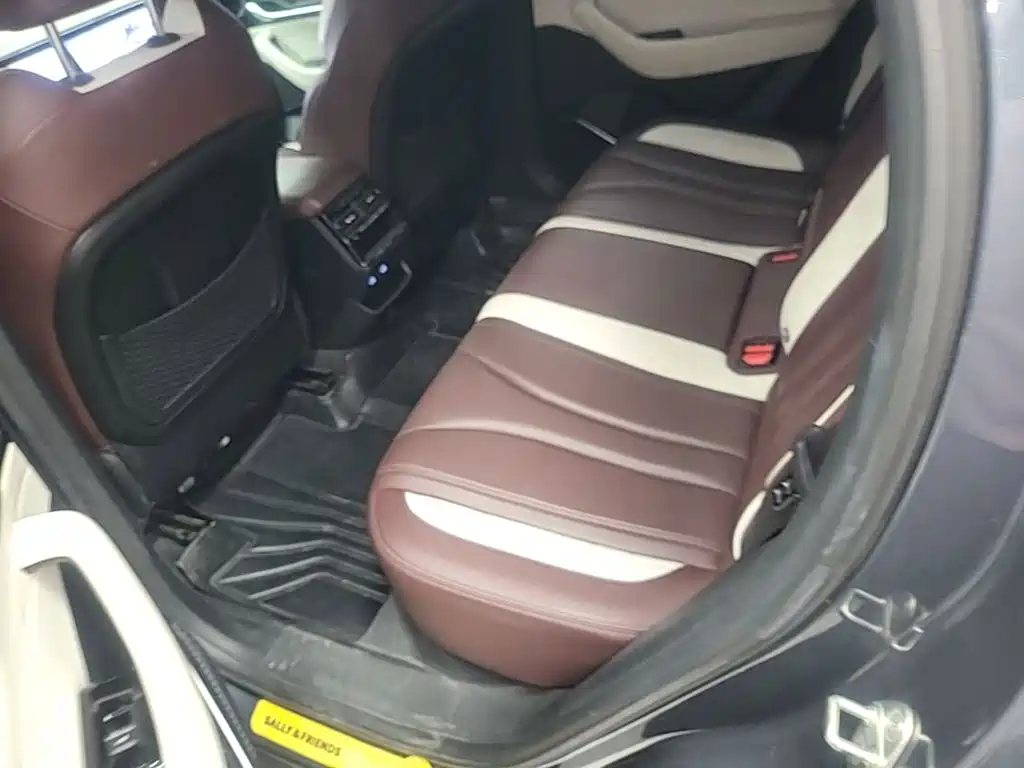 Geely Xingyue L — миниатюра 17