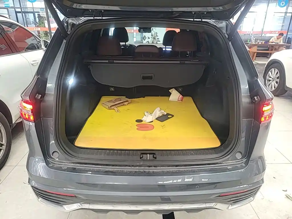 Geely Xingyue L — миниатюра 19