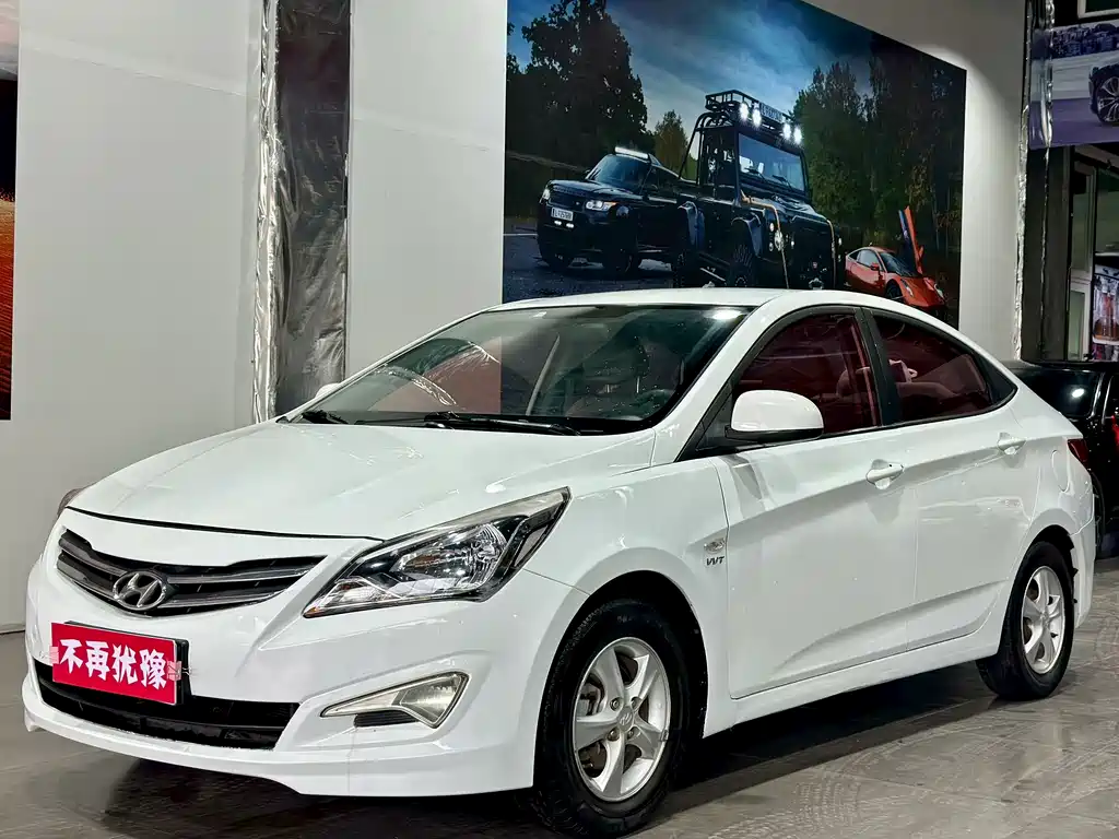 Hyundai Verna 2016