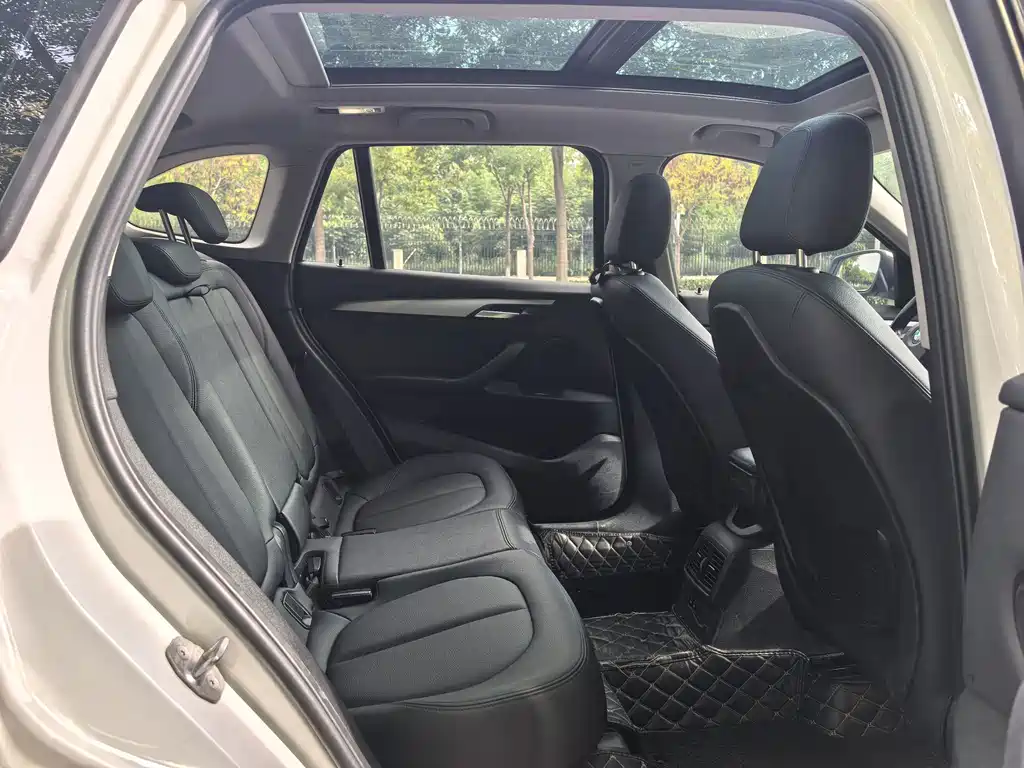 BMW X1 — миниатюра 9