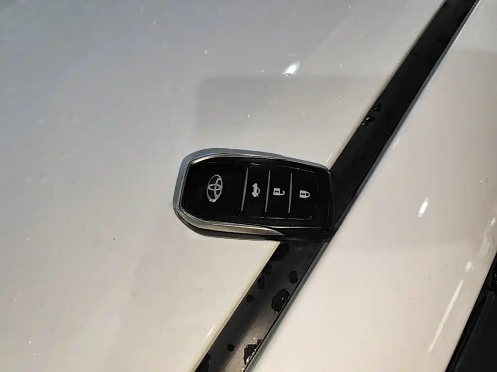 Toyota Vios FS — миниатюра 9