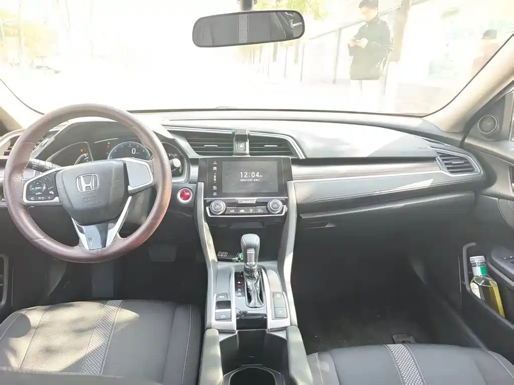 Honda Civic — миниатюра 9