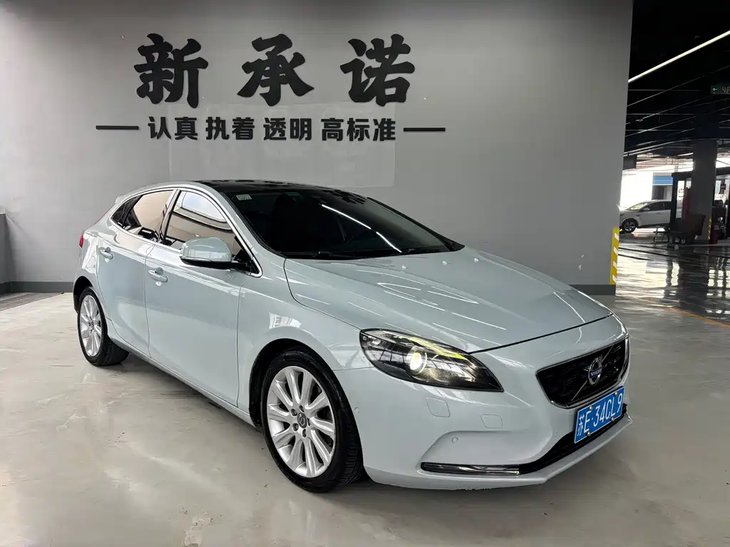 Volvo V40 — миниатюра 3