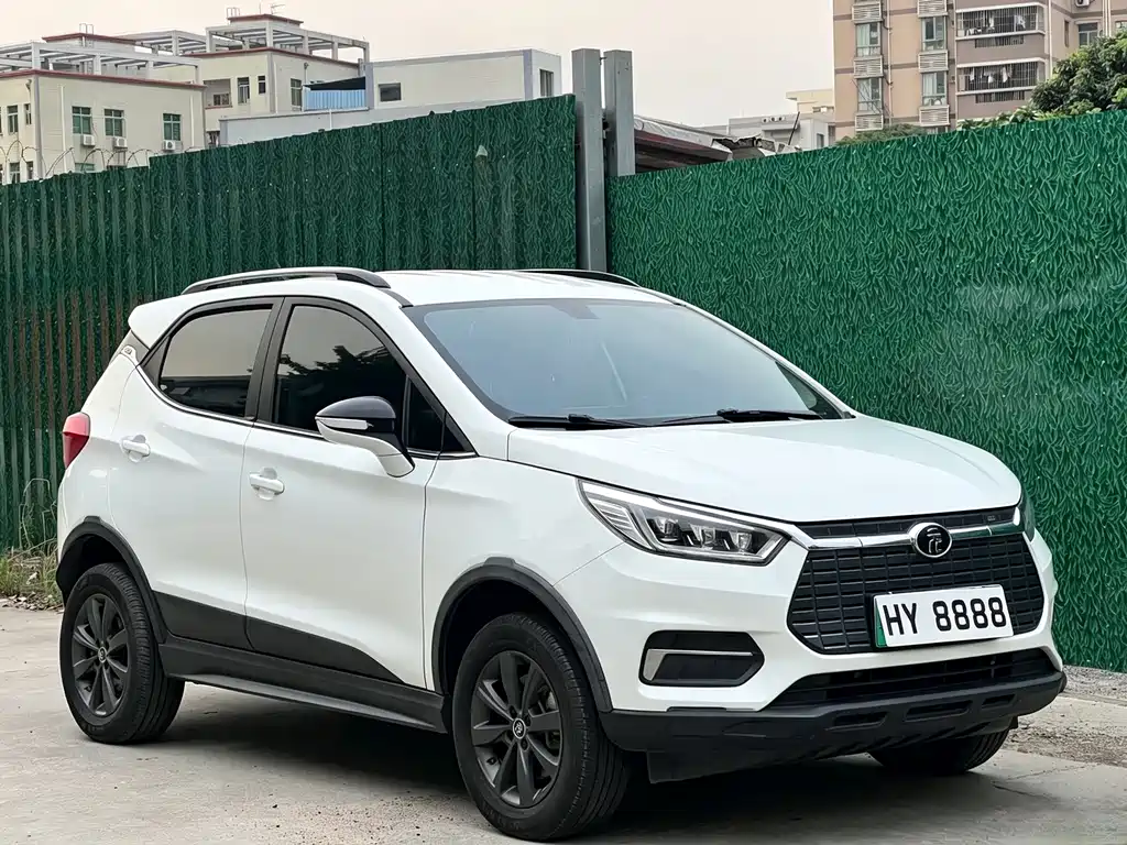 BYD Yuan EV — миниатюра 3