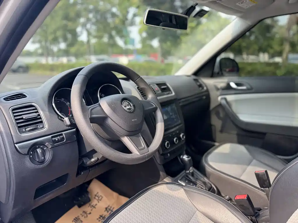 Skoda Yeti — миниатюра 5