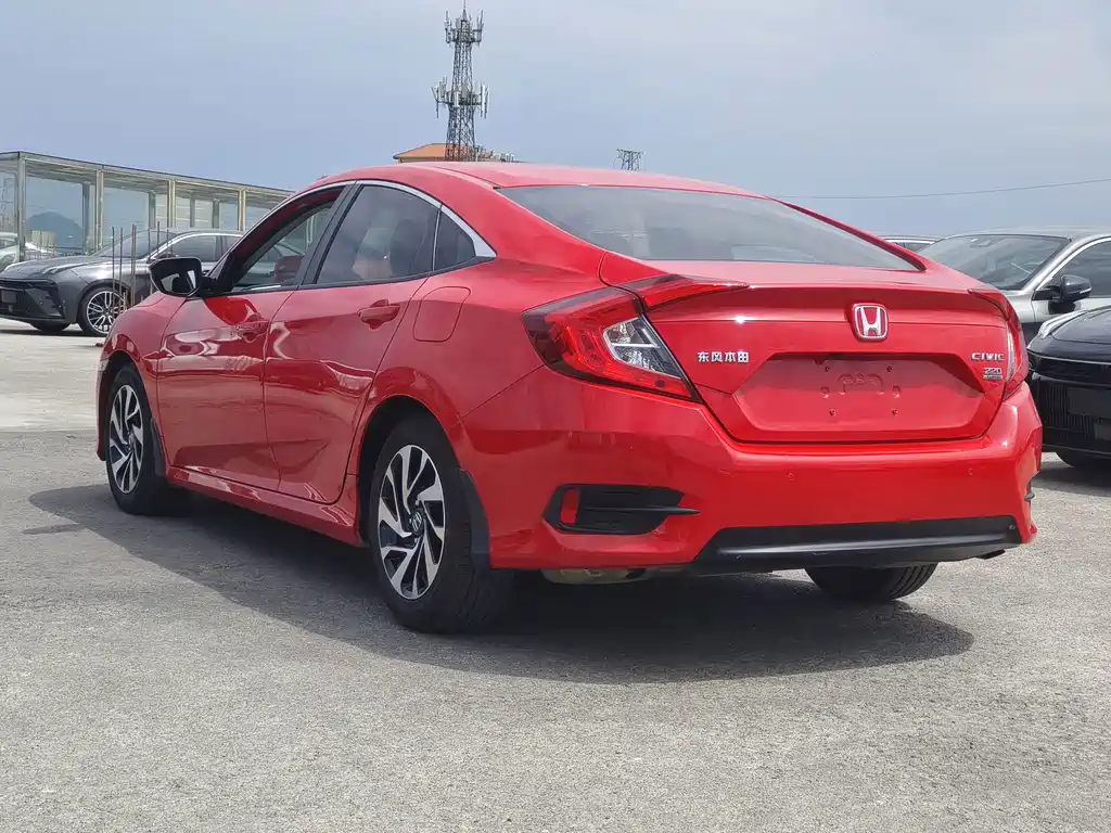 Honda Civic — миниатюра 6