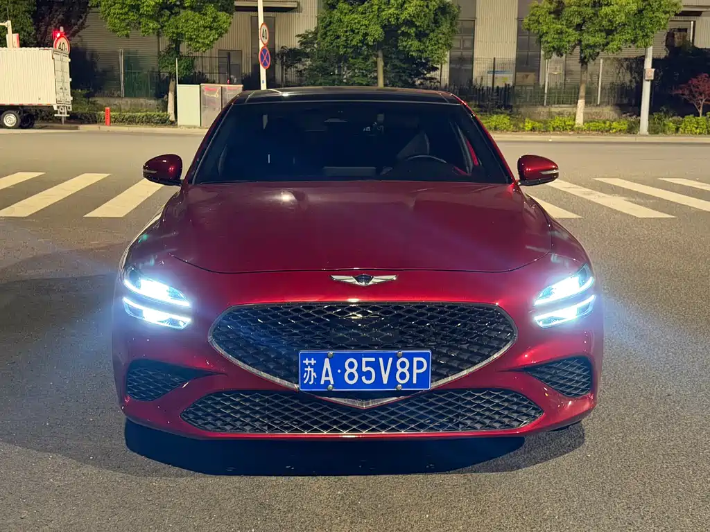 Genesis G70 2023 2.0T Luxury