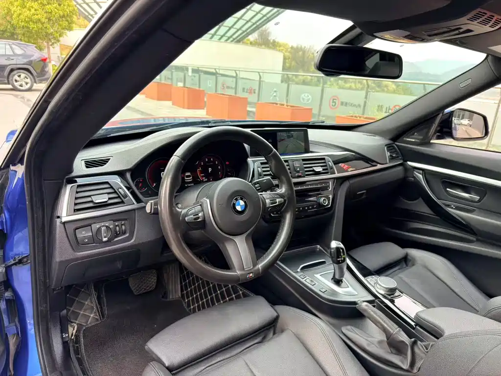 BMW 3 Series GT 3 GT 2018 320i Fashion