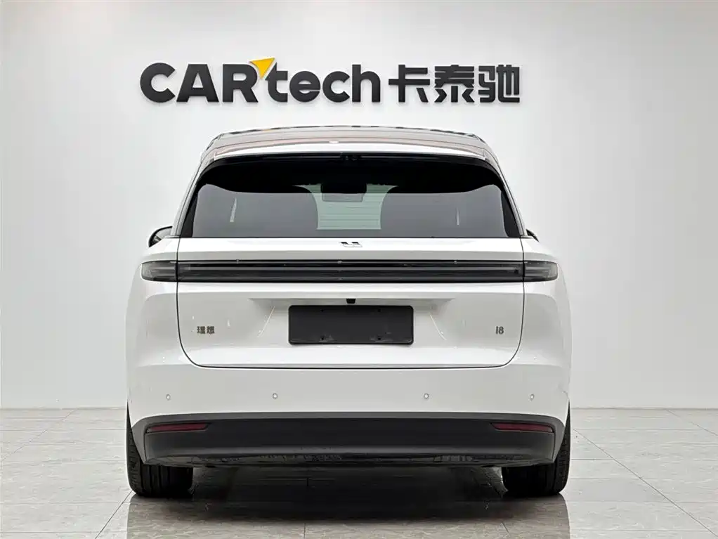 Li Auto i8 2025 Standard