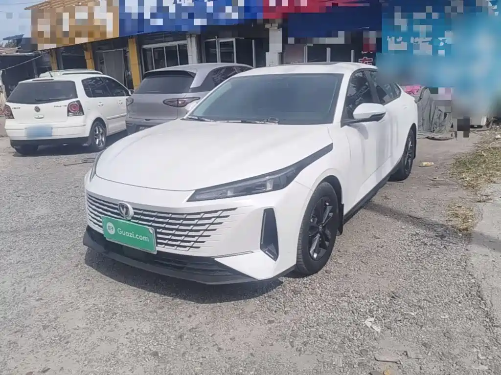Changan Yida — миниатюра 2