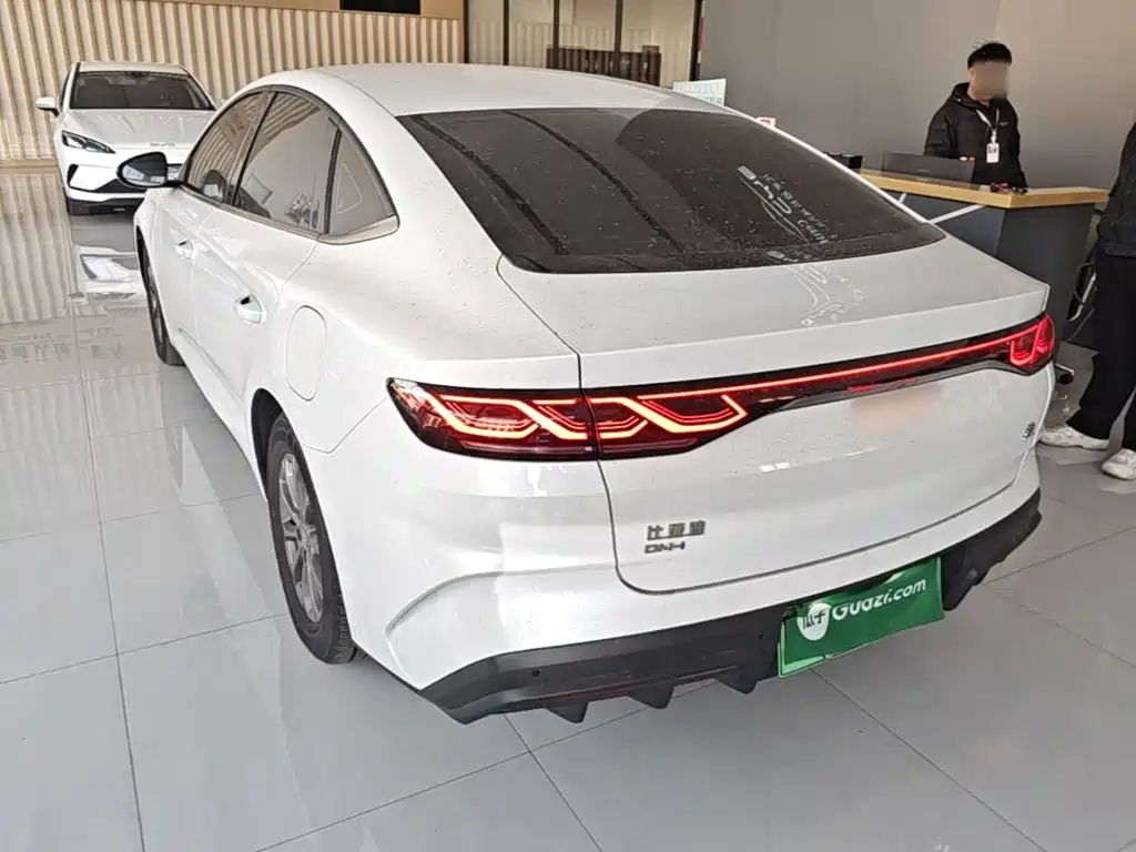 BYD Qin L — миниатюра 5