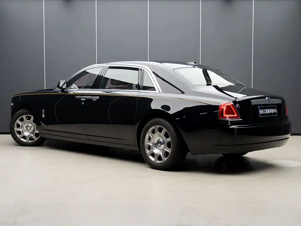 Rolls-Royce Ghost — миниатюра 5