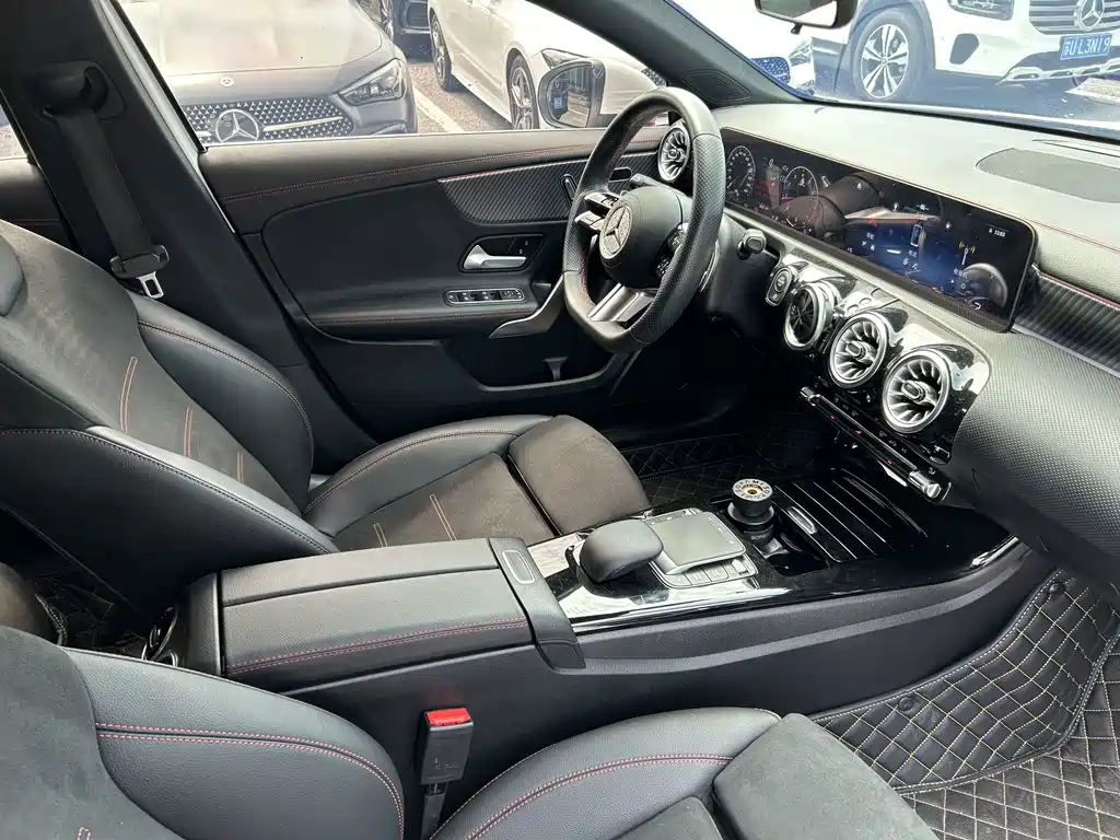 Mercedes-Benz A-Class — миниатюра 14
