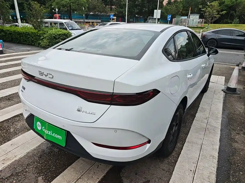 BYD Qin Plus PLUS 2025 DM-i Smart Drive 128KM