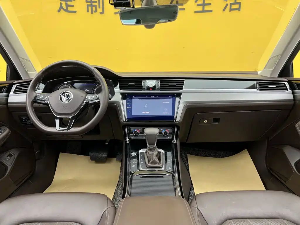 Volkswagen Phideon — миниатюра 40